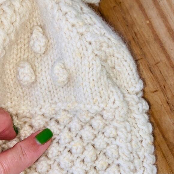 Vintage Knitted Wool Beanie with Poof Ball Bone White - Picture 3 of 4